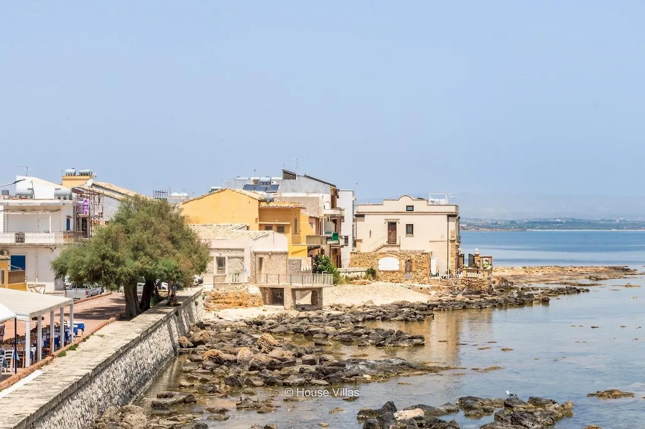 House&Villas - La Terrazza Sul Borgo Marzamemi