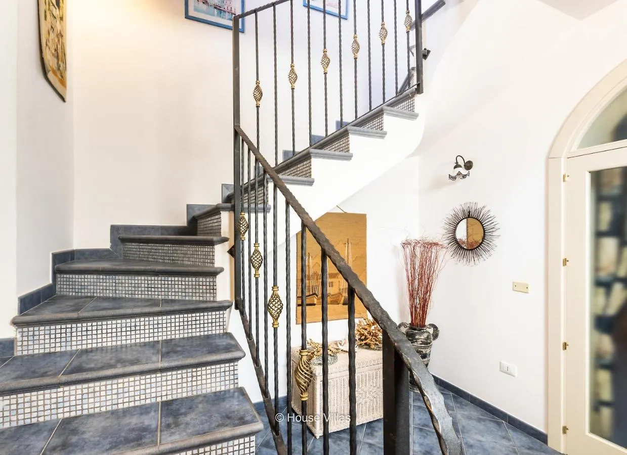 House&Villas - La Terrazza Sul Borgo Marzamemi Italia